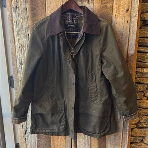 Authentic Womens olive Barbour Beadnell Waxed Jacket plaid tartan size 10